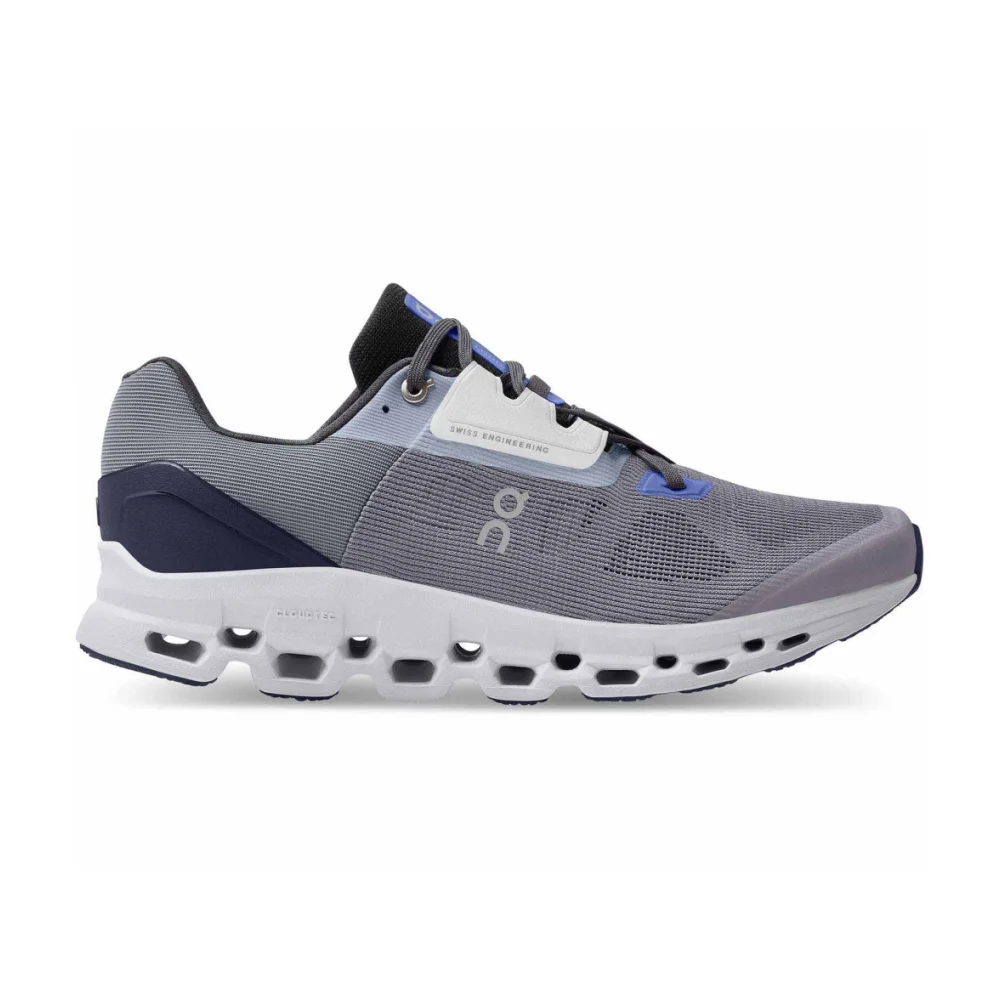ON Cloudstratus 39.99007 / grau