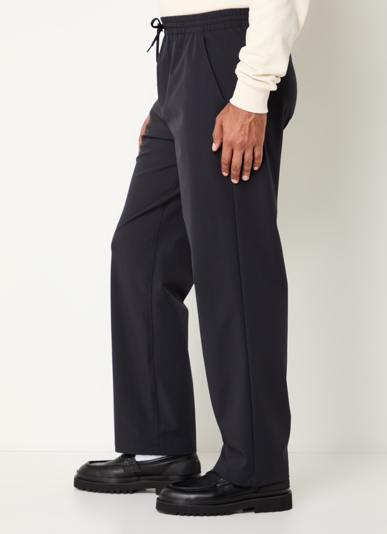 Les Deux Howie straight fit chino with side pockets and logo