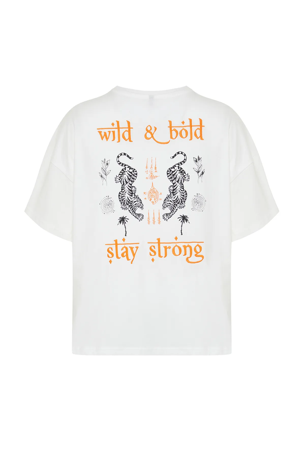Trendyol Curve  Ecru Unisex-Übergröße, bequemes Paar-Strick-T-Shirt aus 100 % Baumwolle TBSSS24BF00033