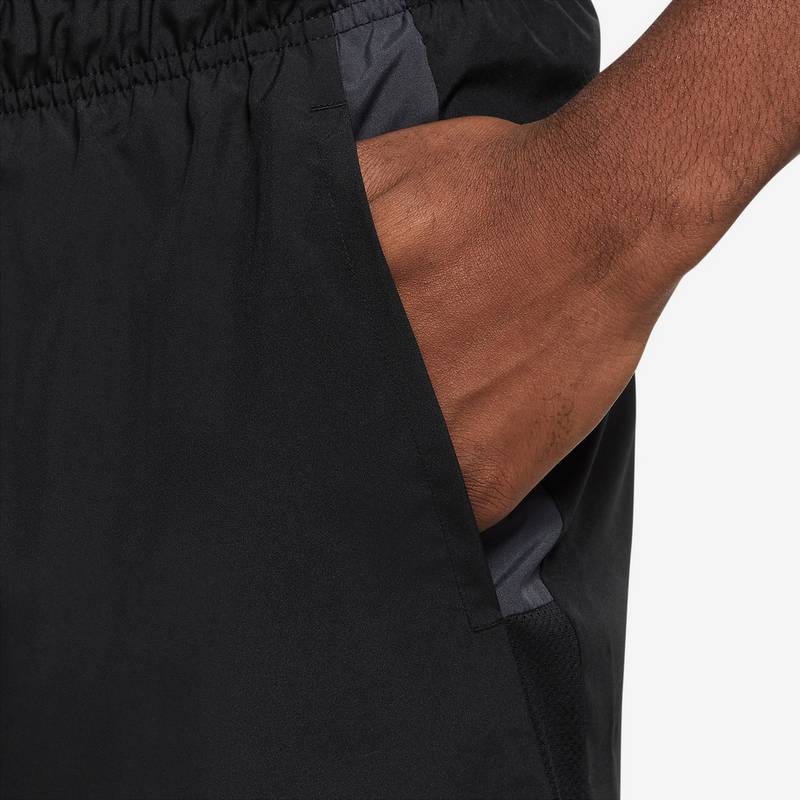 Nike Challenger Funktionsshorts Herren