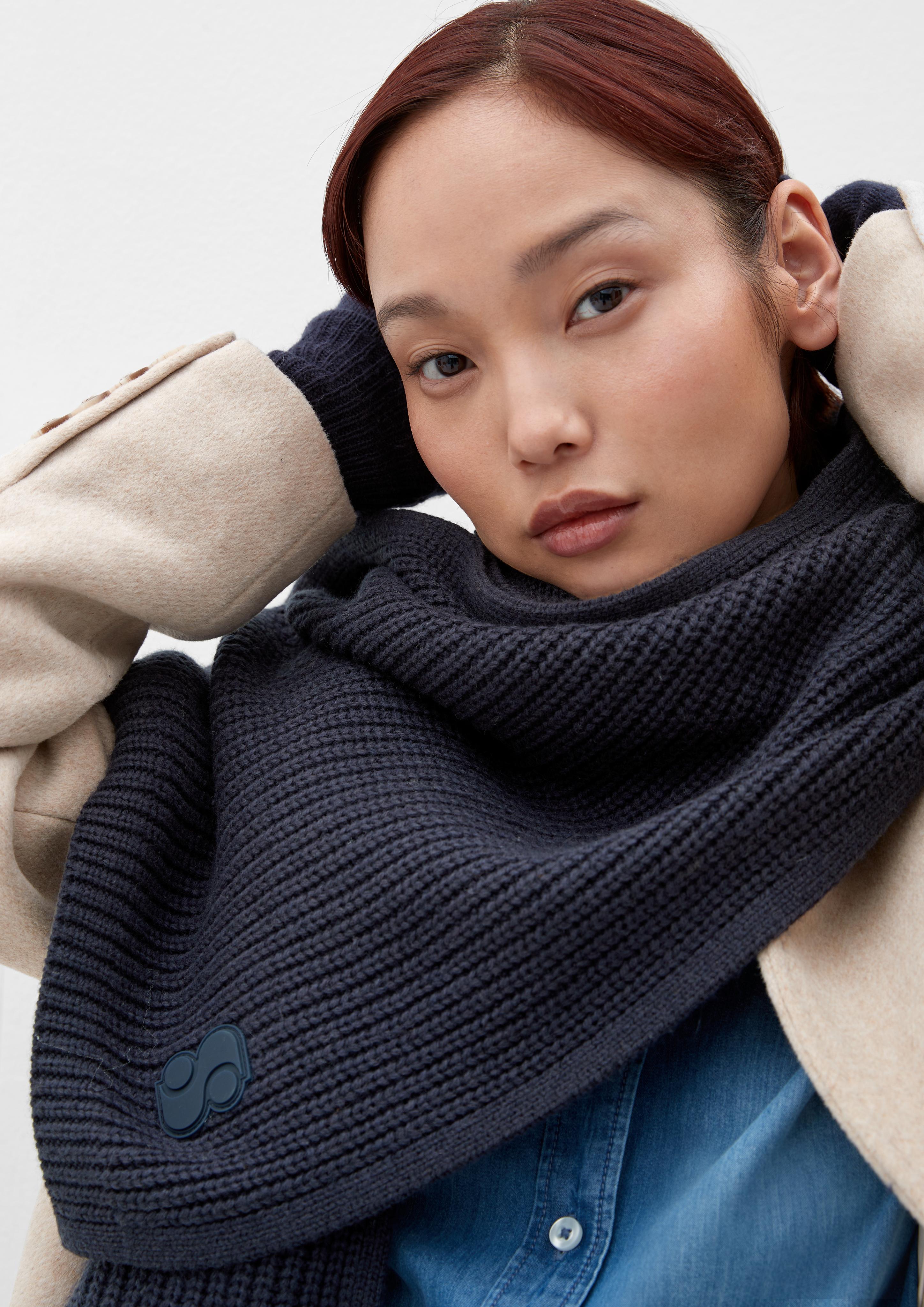 Strickschal aus Viskosemix  2119536-5959