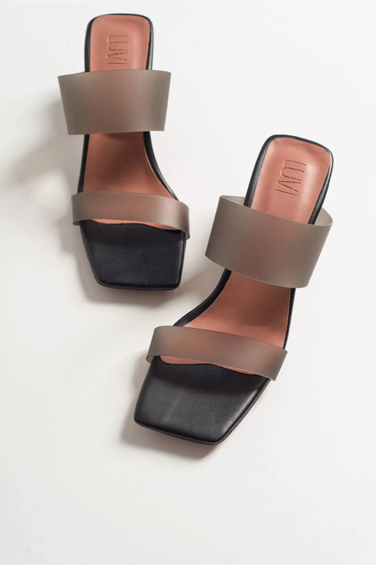 LuviShoes  Transparente Damen-Hausschuhe mit schwarzem Hautabsatz