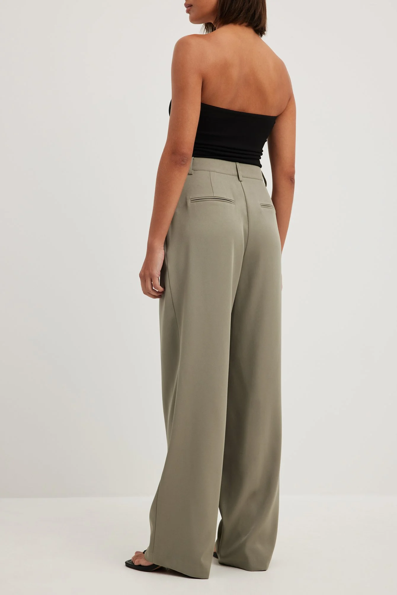 Anzughose mit hoher Taille und Faltenwurf