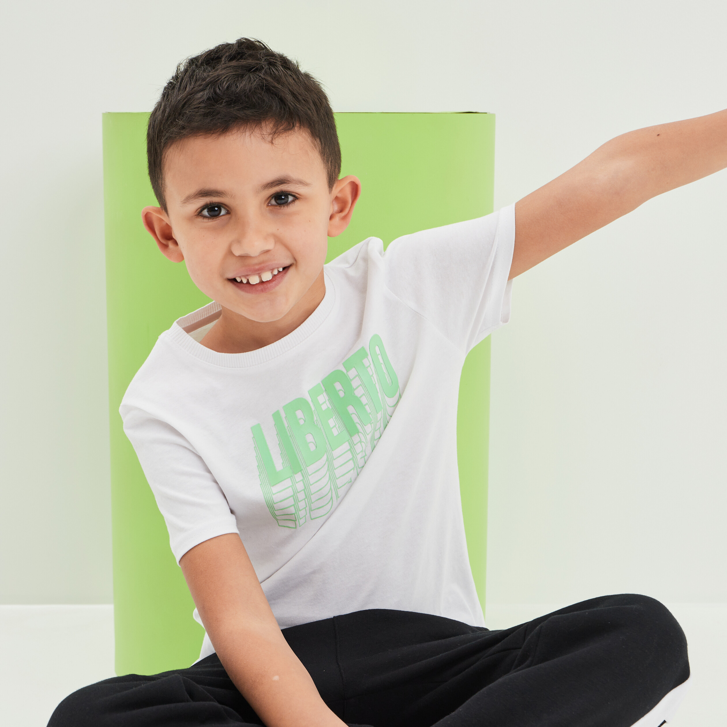 T-shirt Liberto blanc garçon | La Halle