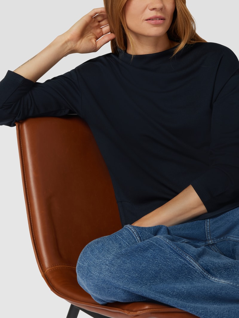 Sweatshirt mit überschnittenen Schultern in marineblau