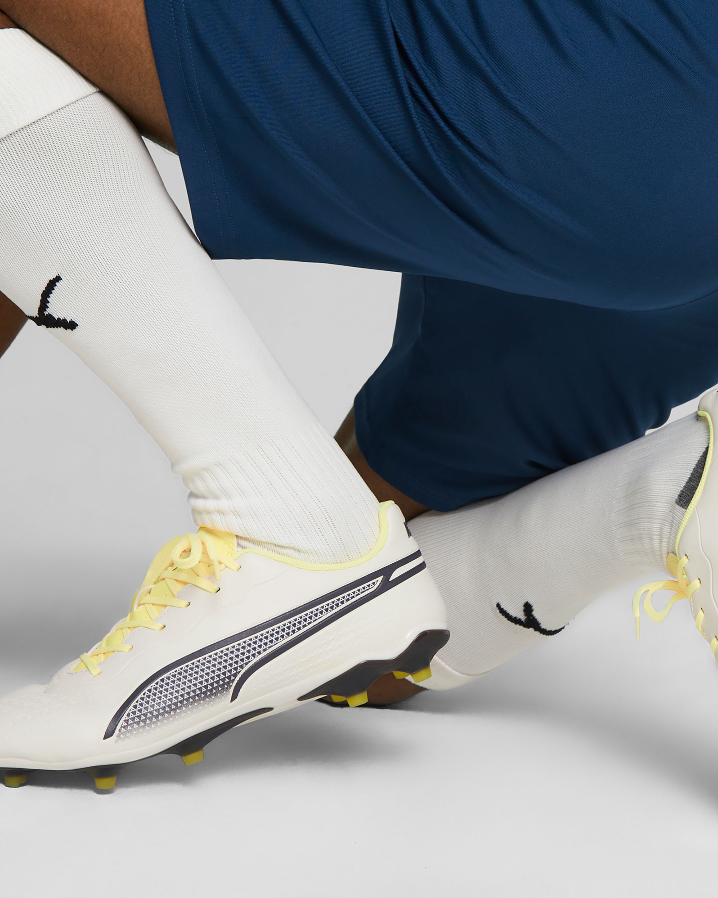 Kopačky Puma King Match FG-ag M 107570-03 Calcium