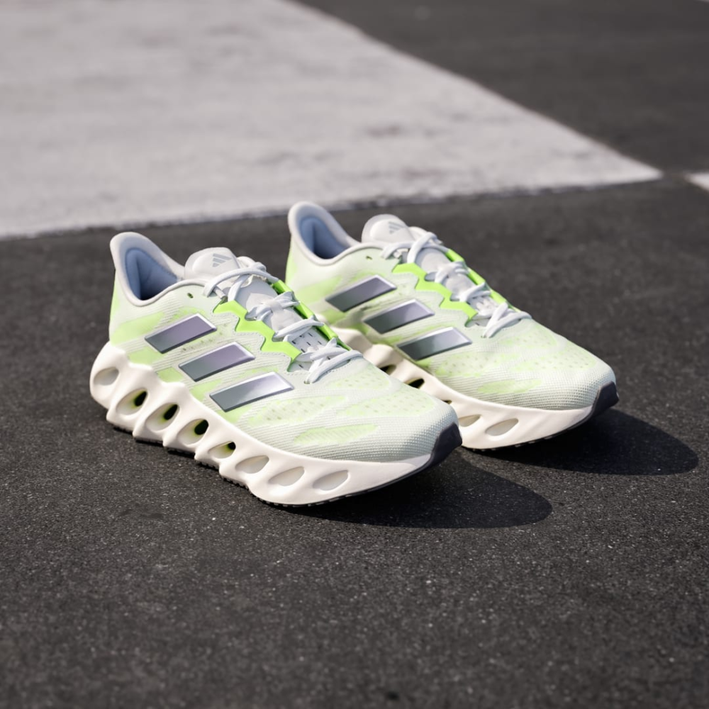 adidas Switch FWD FZ5621 / weiss