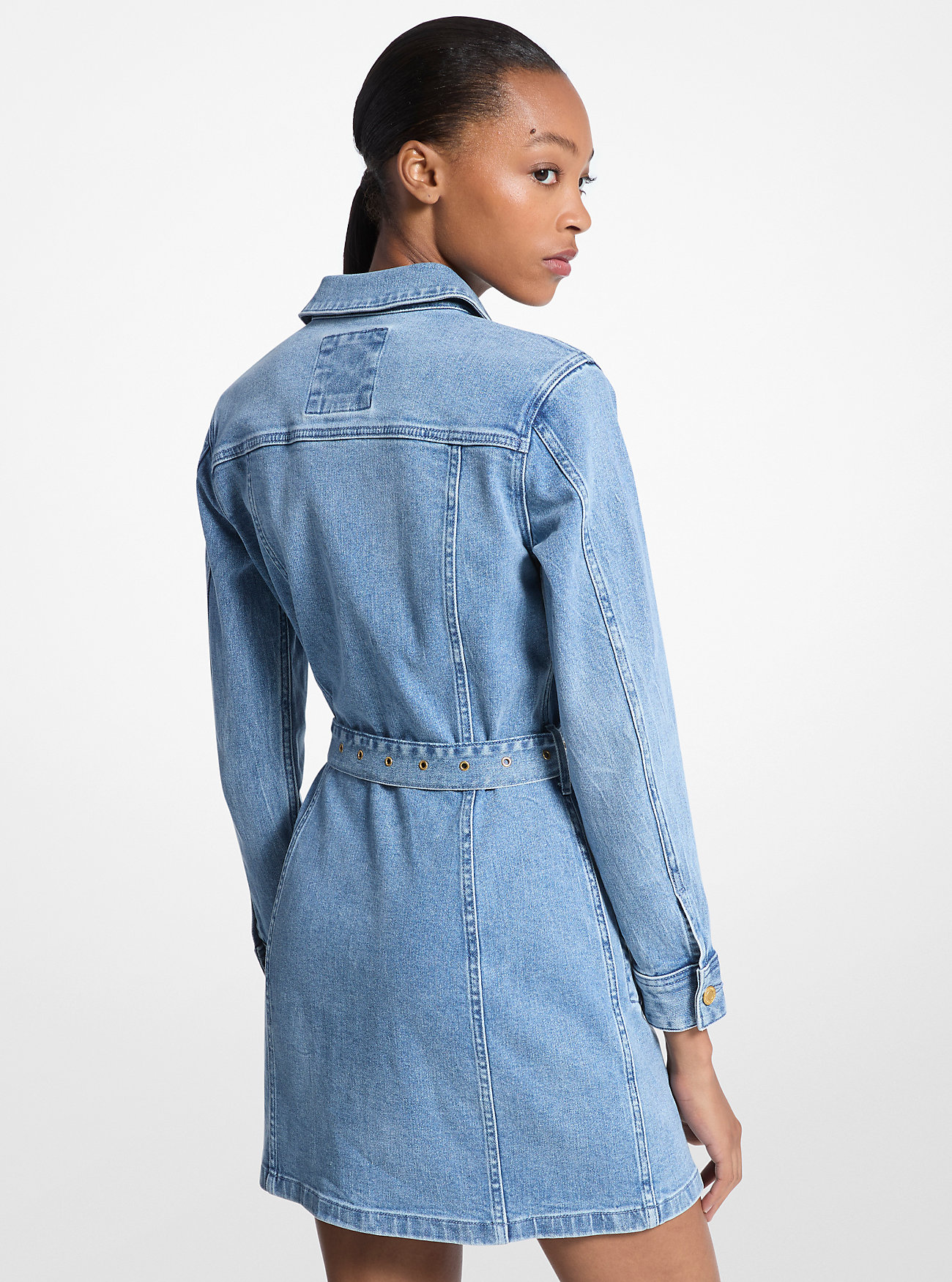 Minikjole i denim med belte – BLUESKY WASH