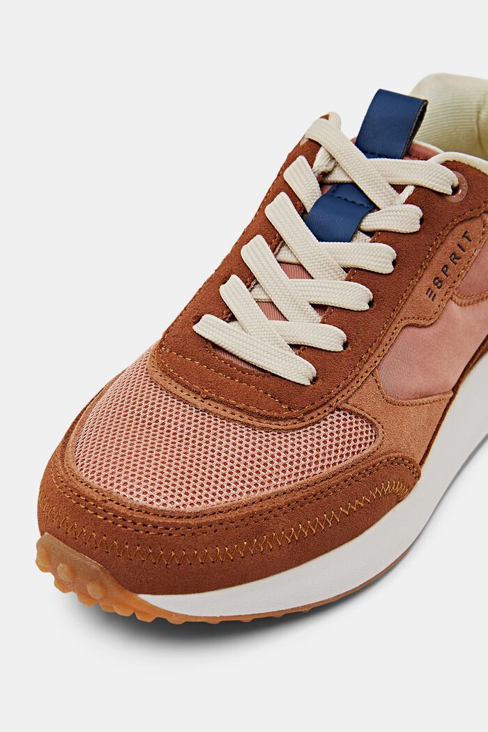 Sneakers aus Wildleder