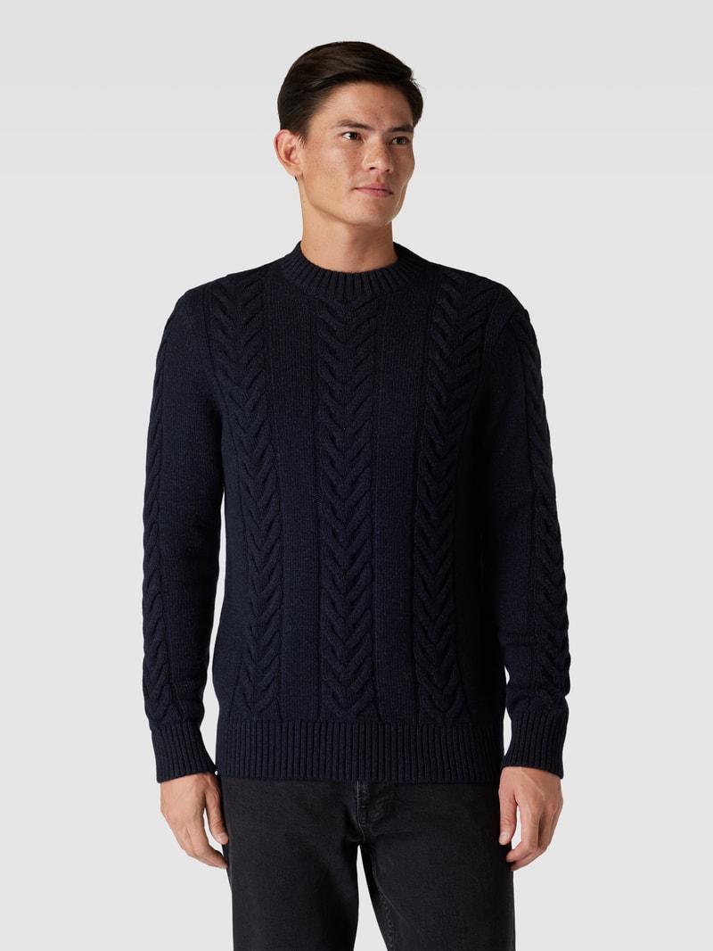 Strickpullover mit Zopfmuster und Rundhalsausschnitt in marineblau meliert