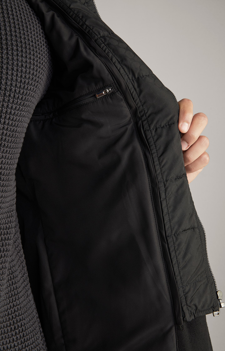 Cornflower-Mantel Mailor in Schwarz