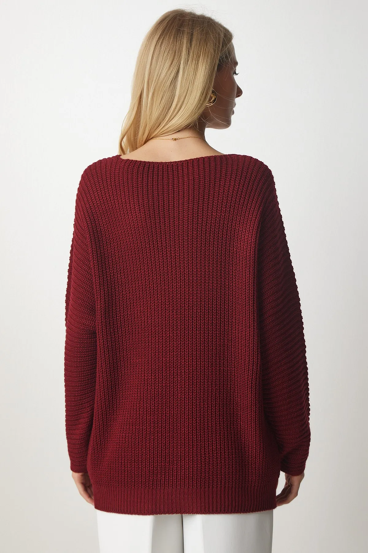 Happiness İstanbul  Burgunderrotes Thessaloniki-Sweatshirt mit V-Ausschnitt für Damen in Übergröße ZA00059