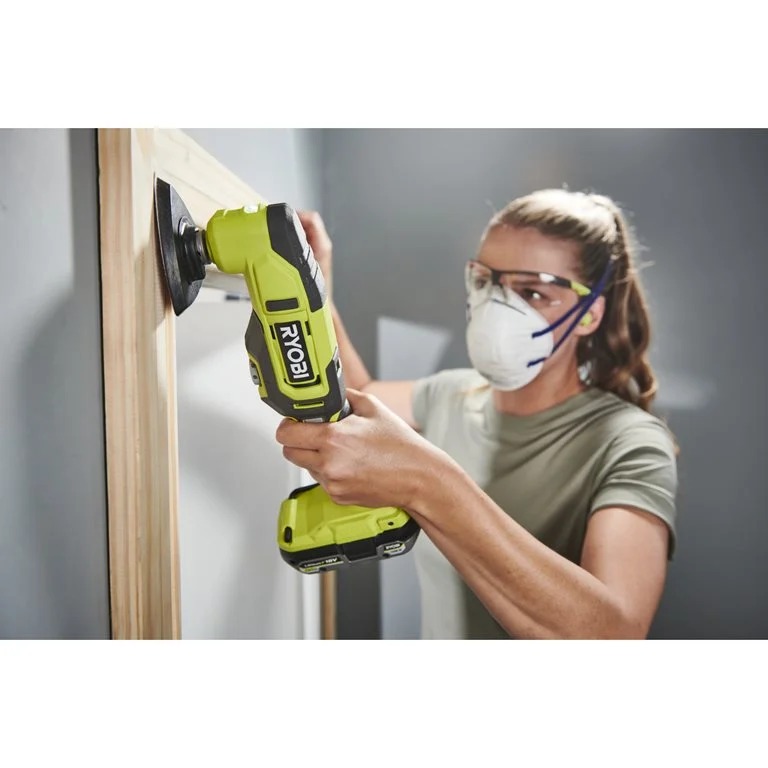 Ryobi 5133006866 Akku multiværktøj 18V ONE+ 2,0 Ah batteri og oplader i æske