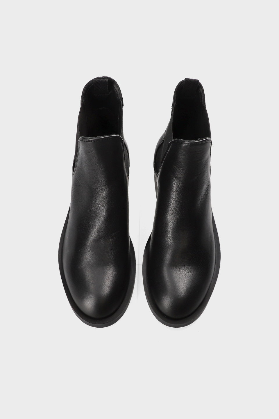 CPH682 vitello black