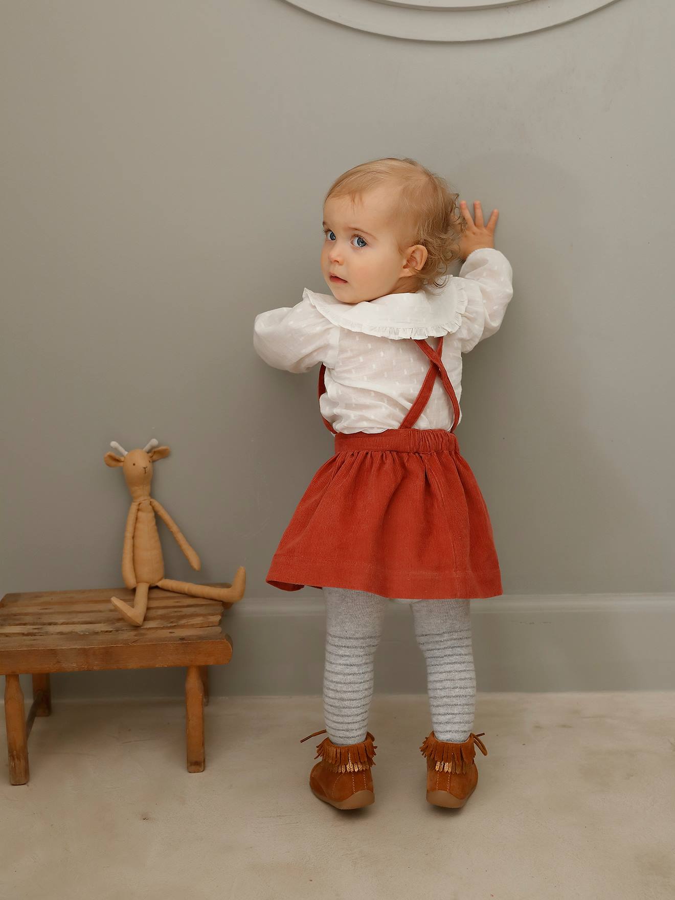 Ensemble blouse en plumetis et jupe en velours bébé ivoire