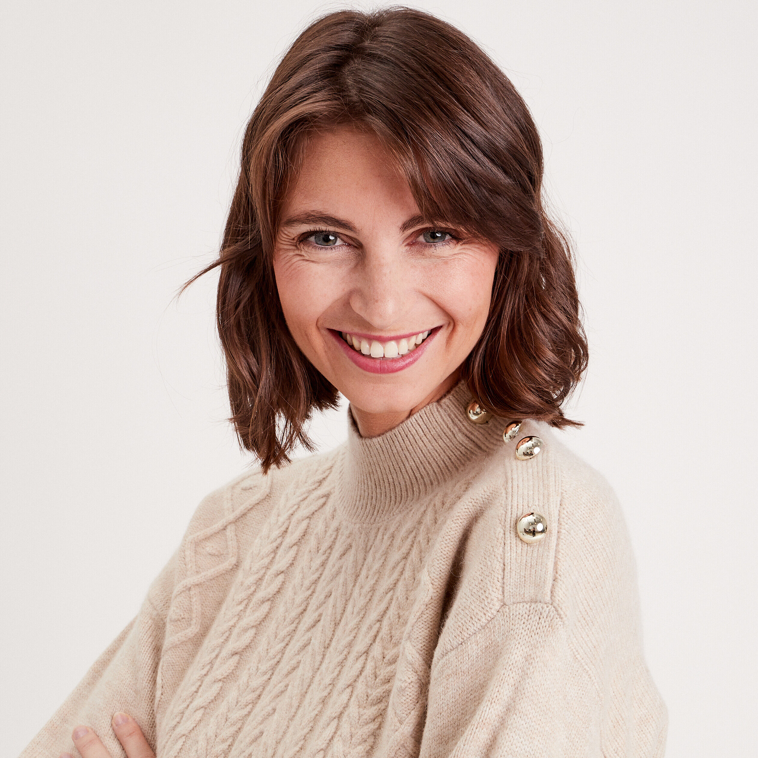 Pull col montant avec torsades sable femme | Cache Cache