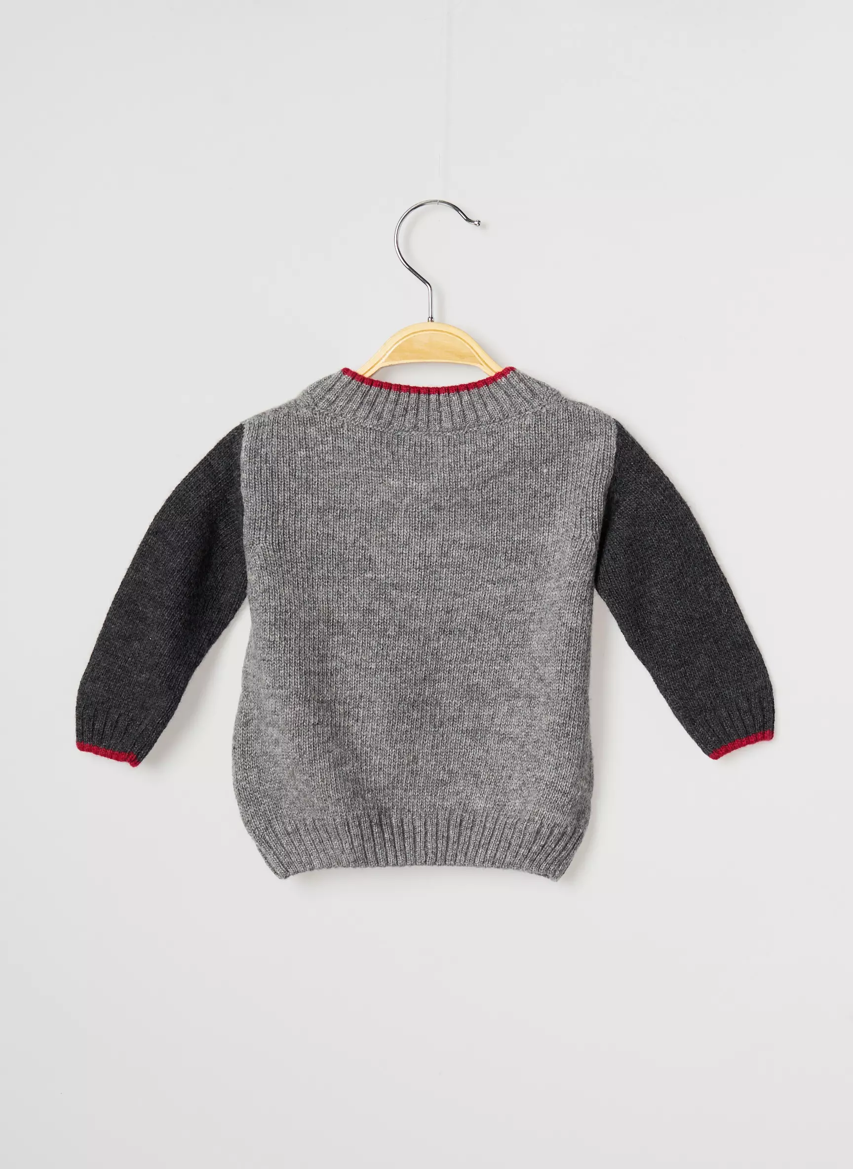 J O Milano Cardigans Garcon couleur gris