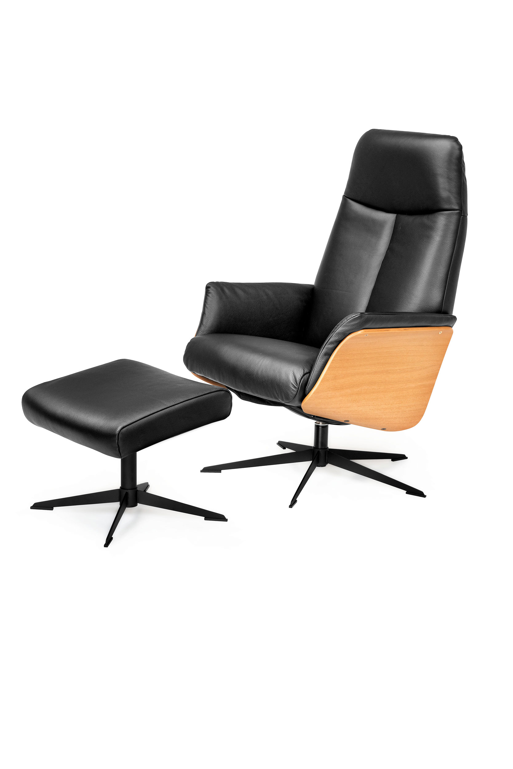 Sessel mit Hocker