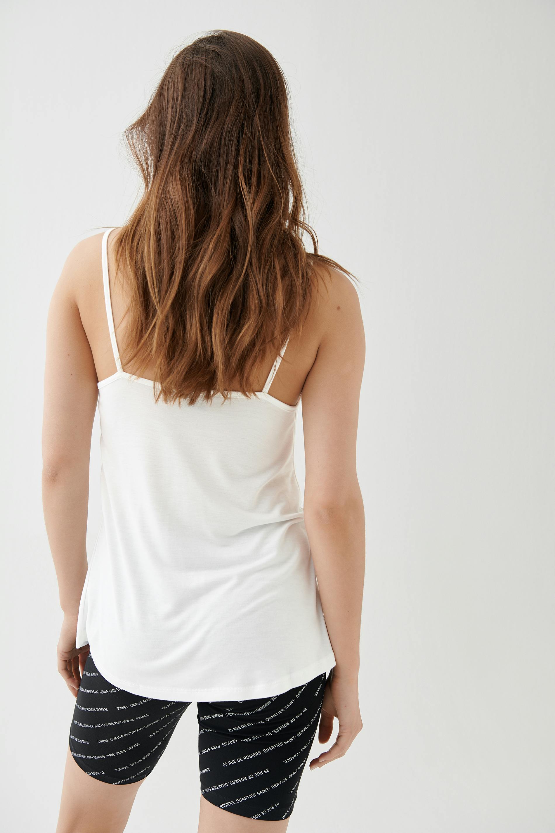 Emilia singlet