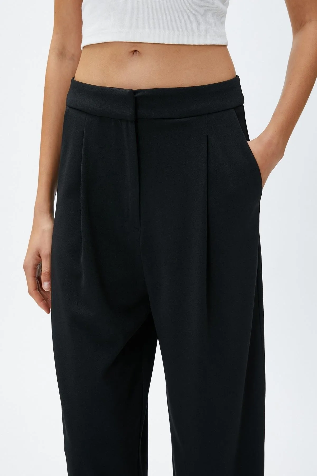 Koton  Hose - Schwarz - Relaxed
