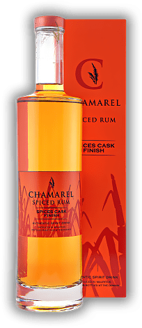 Chamarel Spiced Spices Cask Finish Chamarel Spiced Spices Cask Finish Premium Gold Spirituose auf Rum-Basis. 0,7	 Liter - Vol 40%