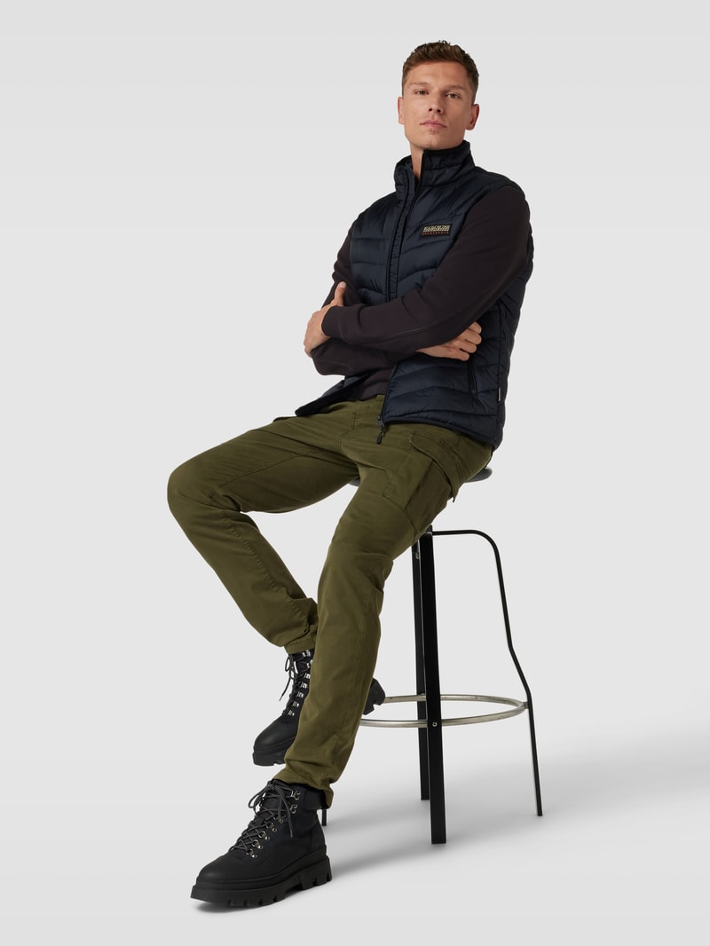 Sweatshirt mit Label-Print in schwarz