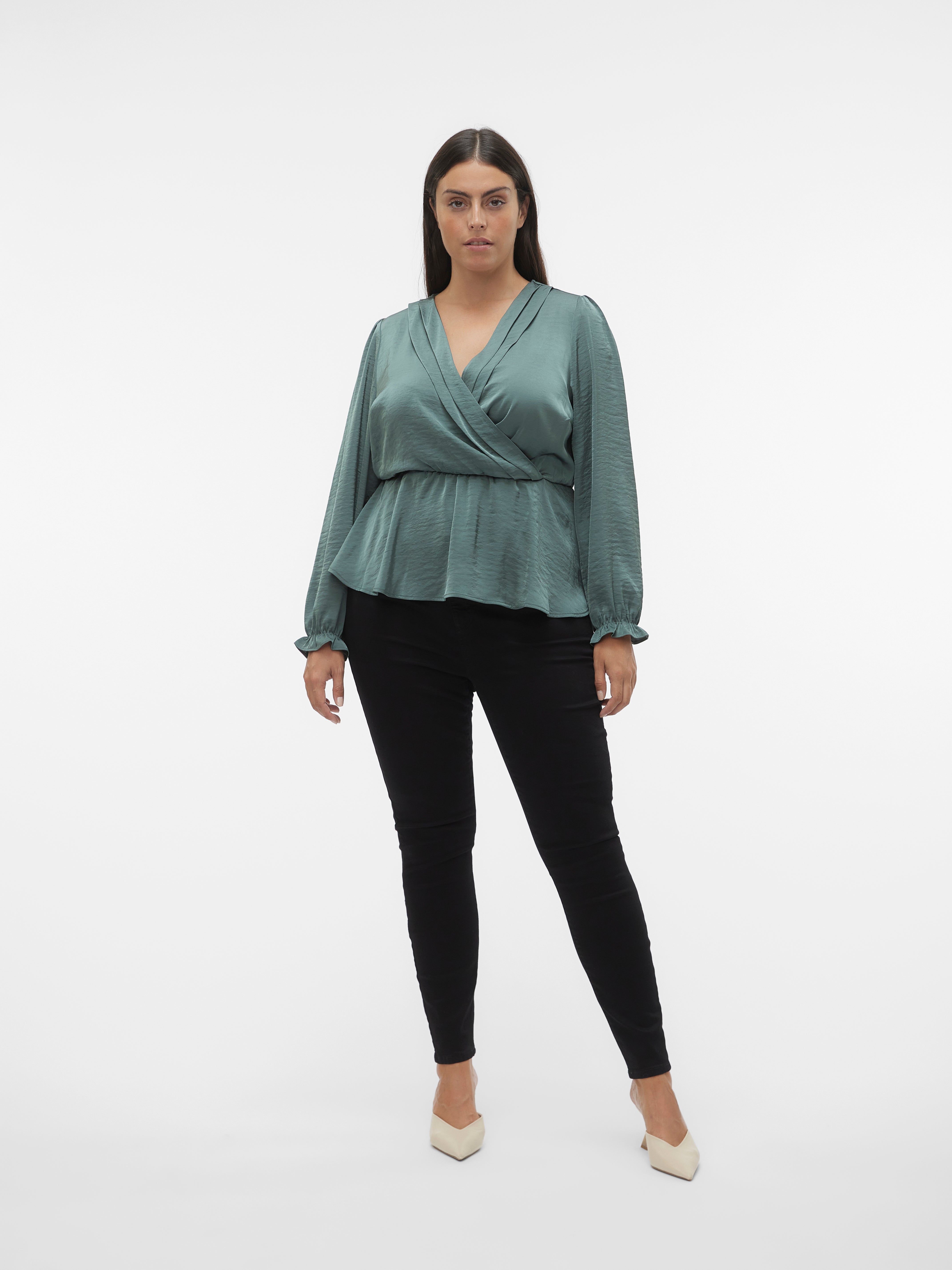 VMCMARY Top