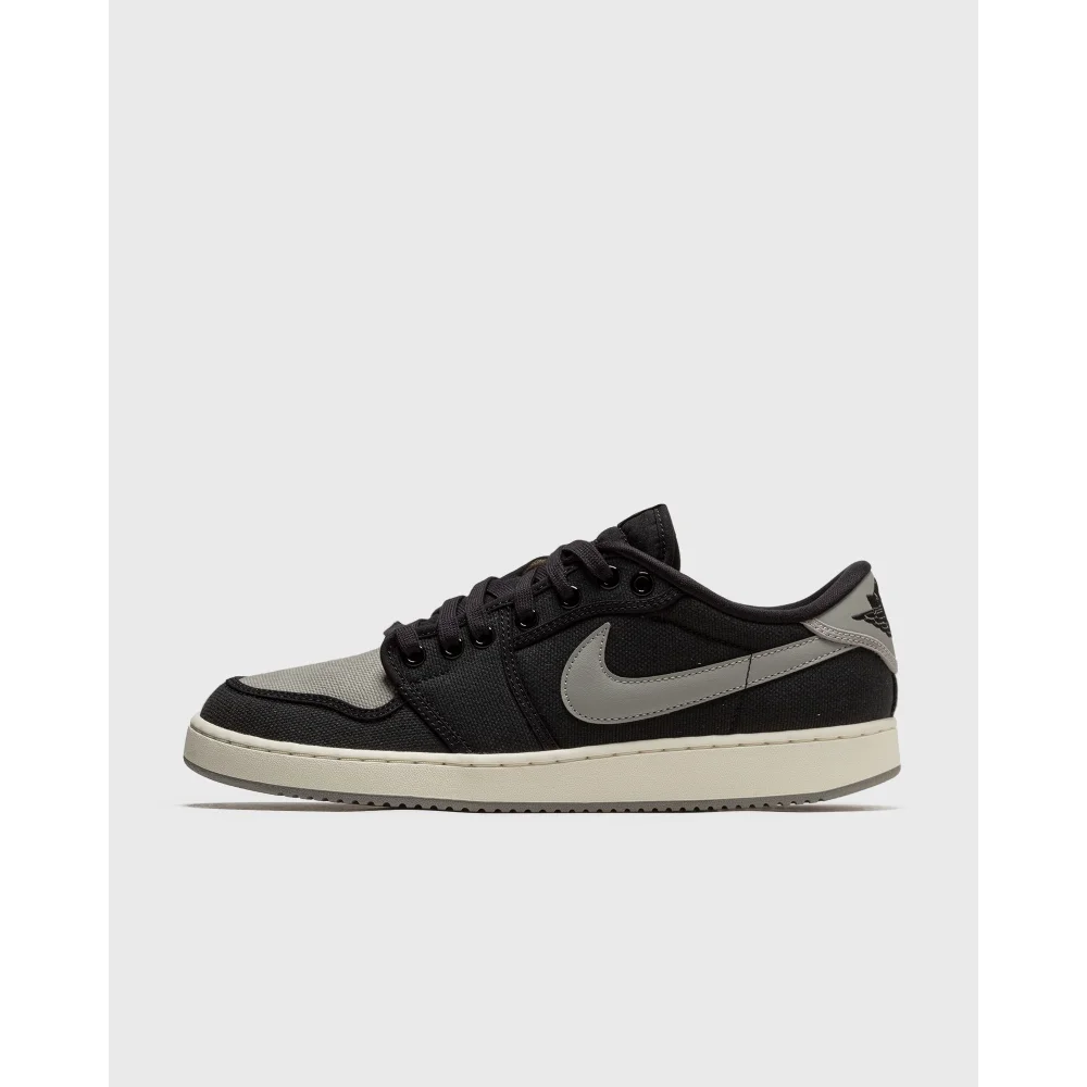 NIKE JORDAN 1 KO Low DX4981 002 / schwarz