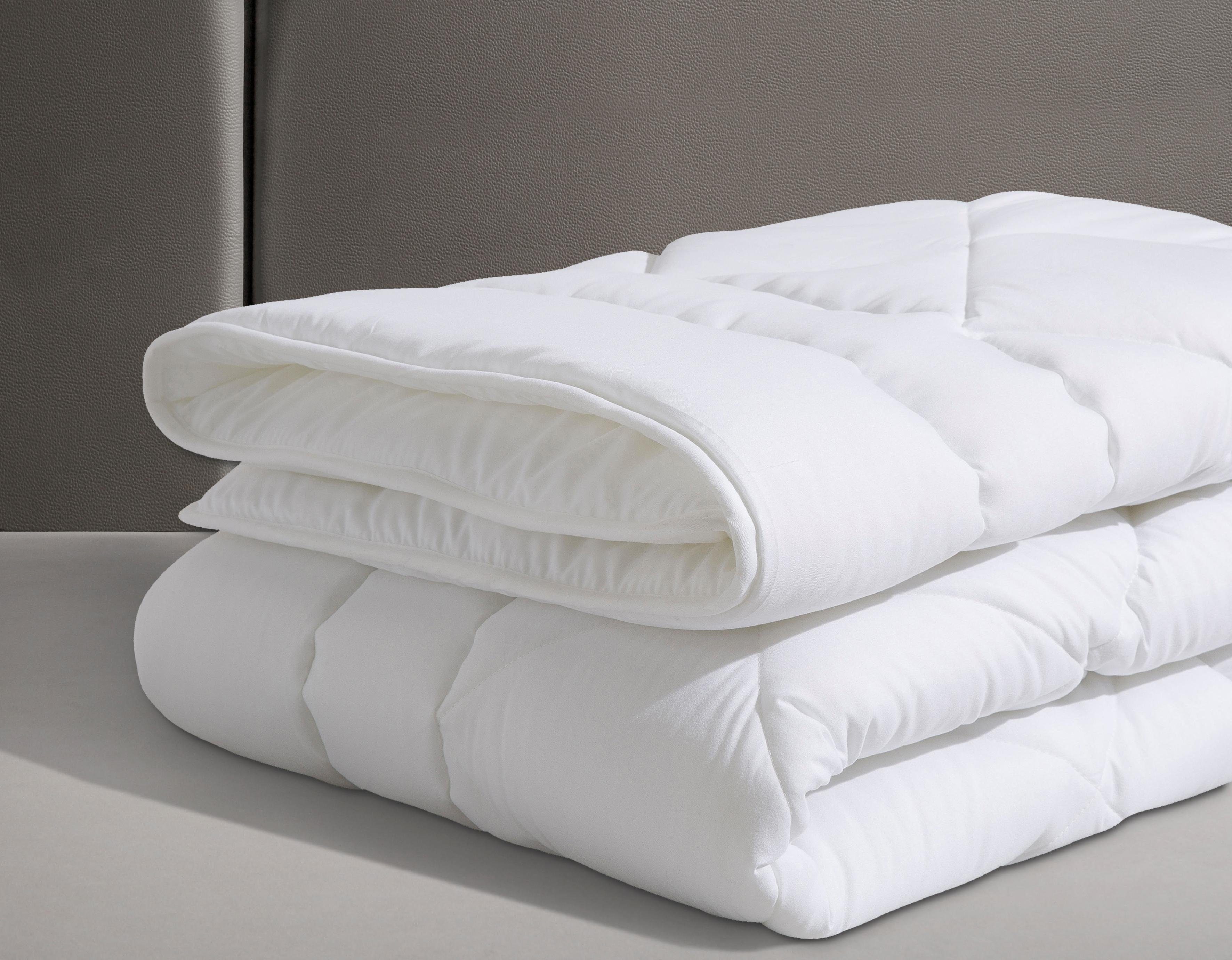 Microfaserbettdecke + Kopfkissen, Baca, Bettwaren-Set in 135x200 oder 155x220 cm, für Sommer oder Winter, my home, Füllung: 6D-Hohlfaser (Bettdecke), Bezug: Microfaser, Sehr gutes Preis-Leistungsverhältnis!