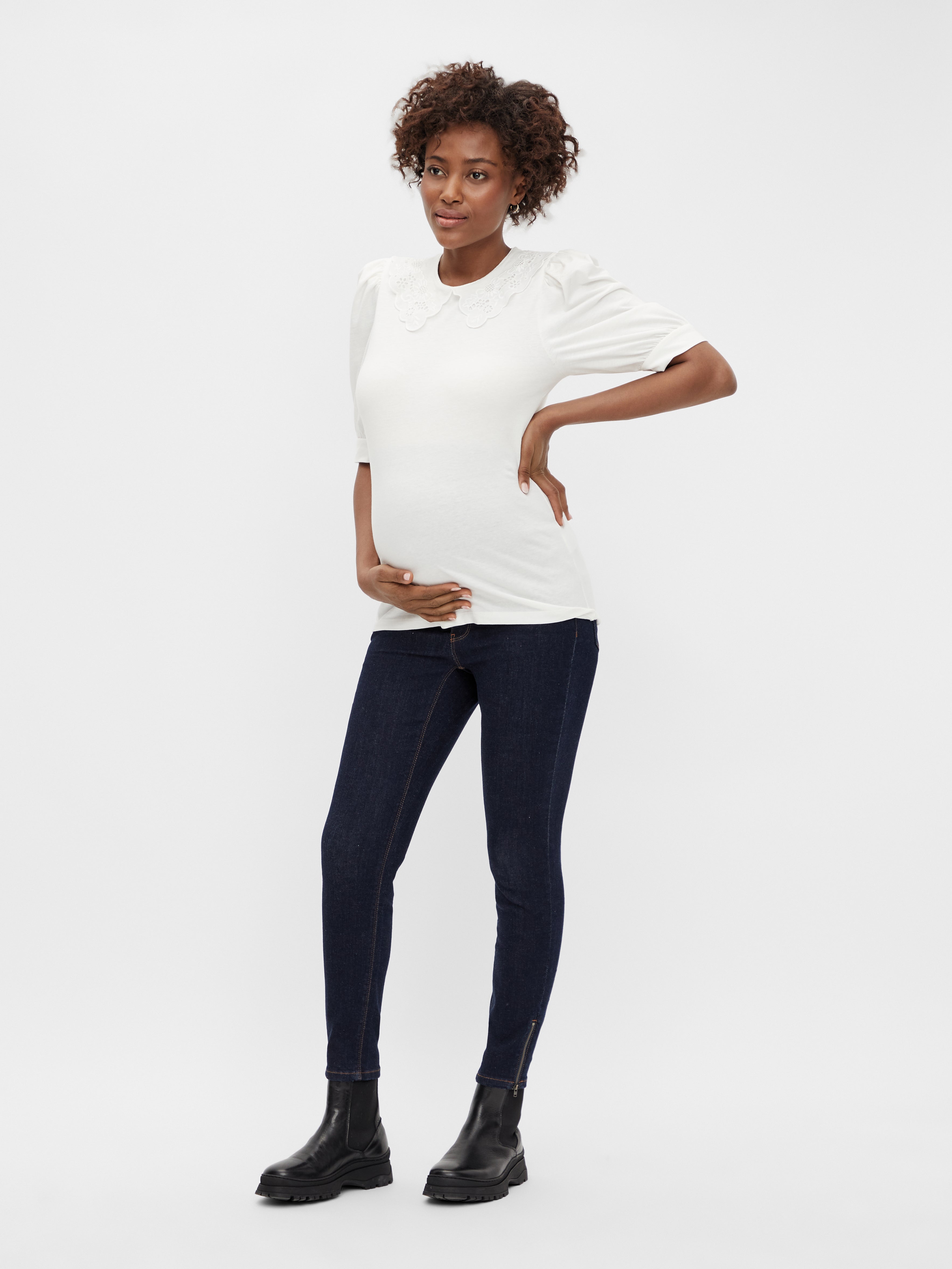 Umstands-jeans