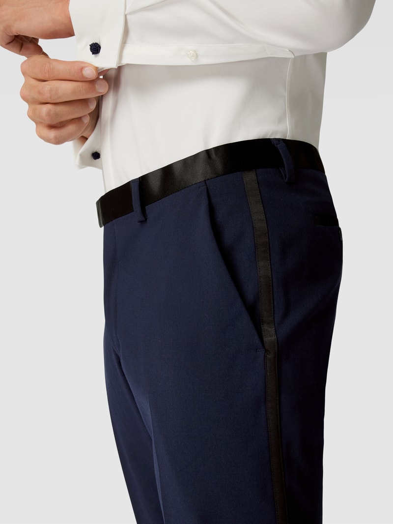 Anzughose mit Gesäßtaschen in marineblau