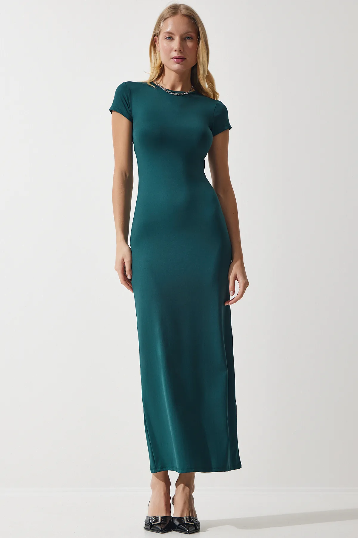 Happiness İstanbul  Smaragdgrünes Saran Sandy Strickkleid mit Rundhalsausschnitt für Damen, UB00239