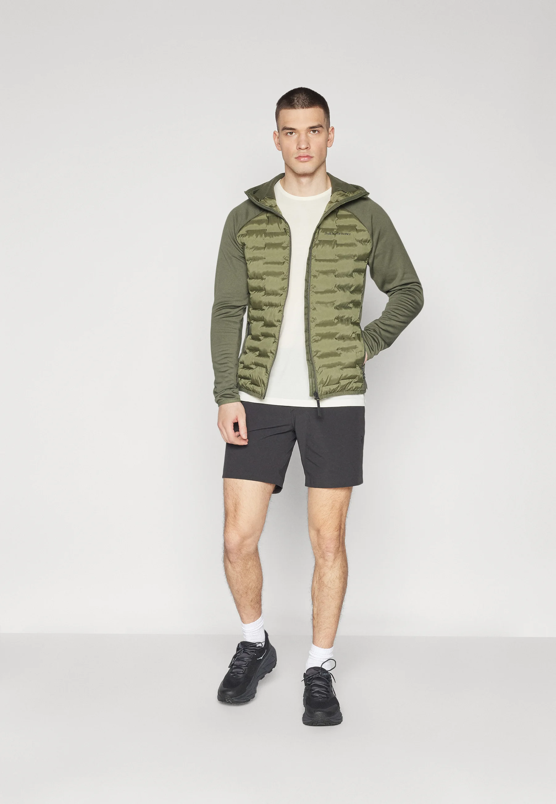 Chaqueta de exterior Peak Performance ARGON HYBRID HOOD