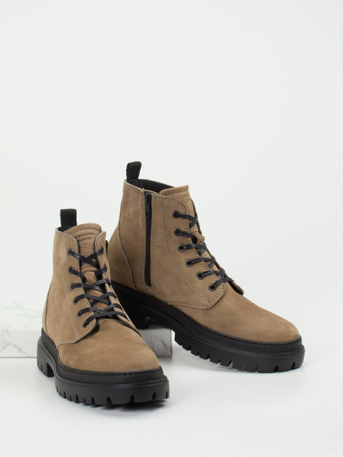 Boots-47012490525 Konstantin Starke