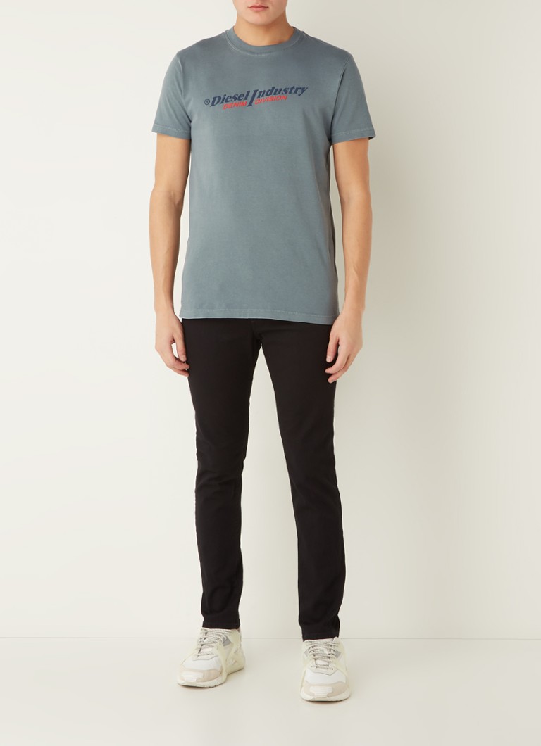 Jeansy Diesel D-Strukt slim fit 2019 z kolorowym przetarciem