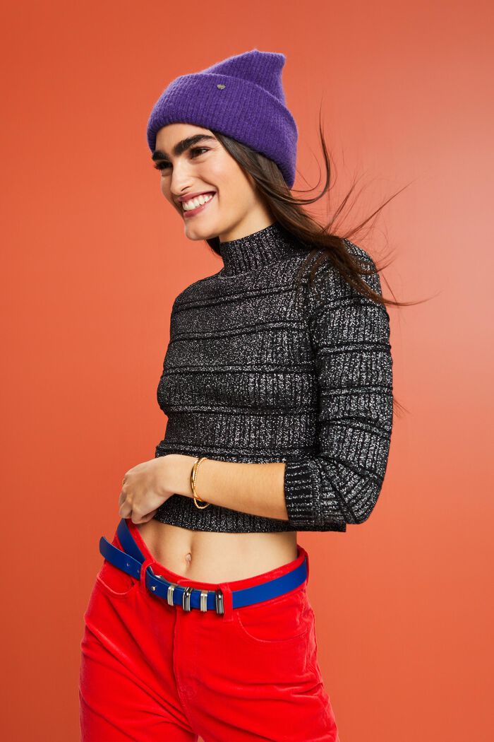 Kurzer Pullover im Glitzerlook mit Stehkragen
