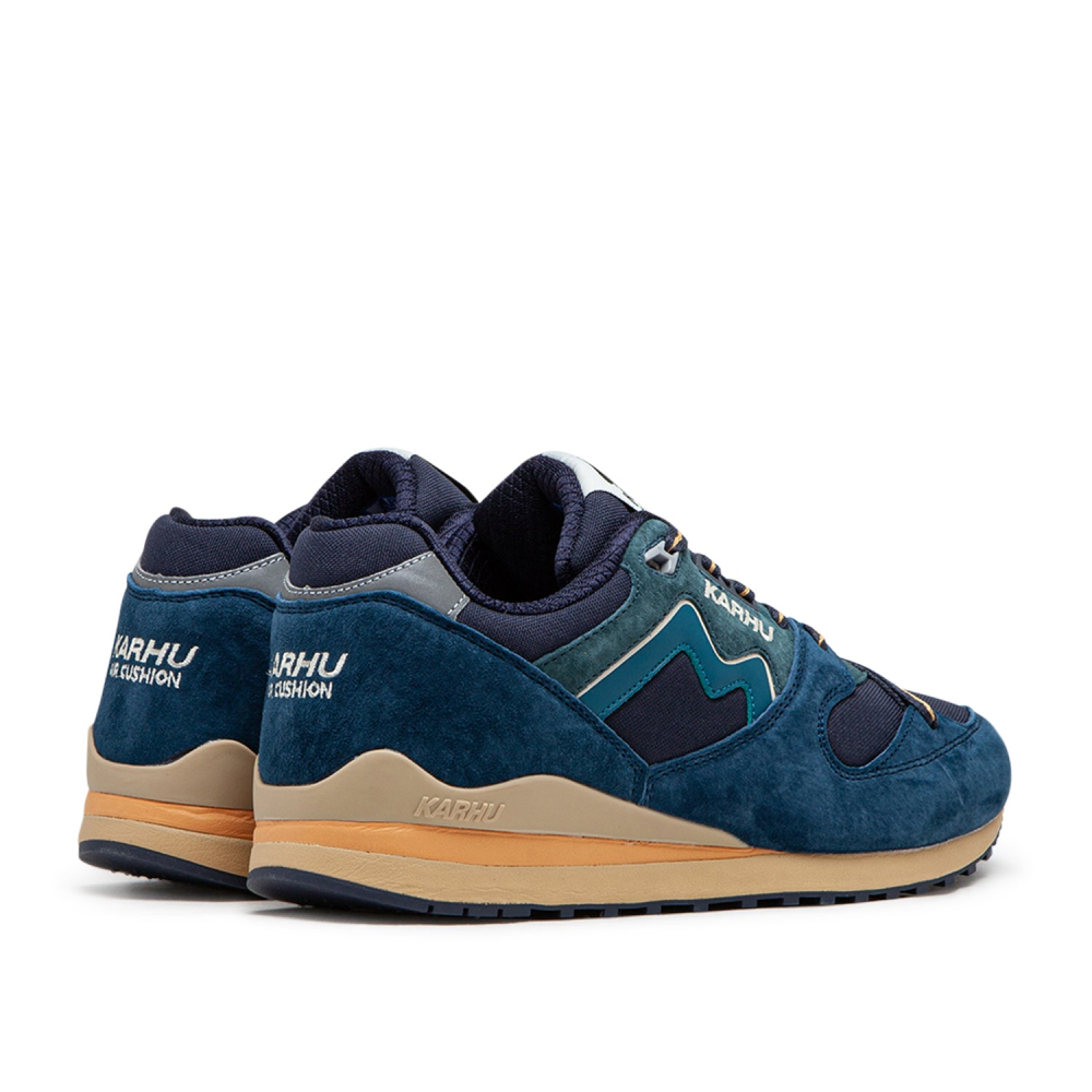 Karhu Synchron Classic F802680 / blau