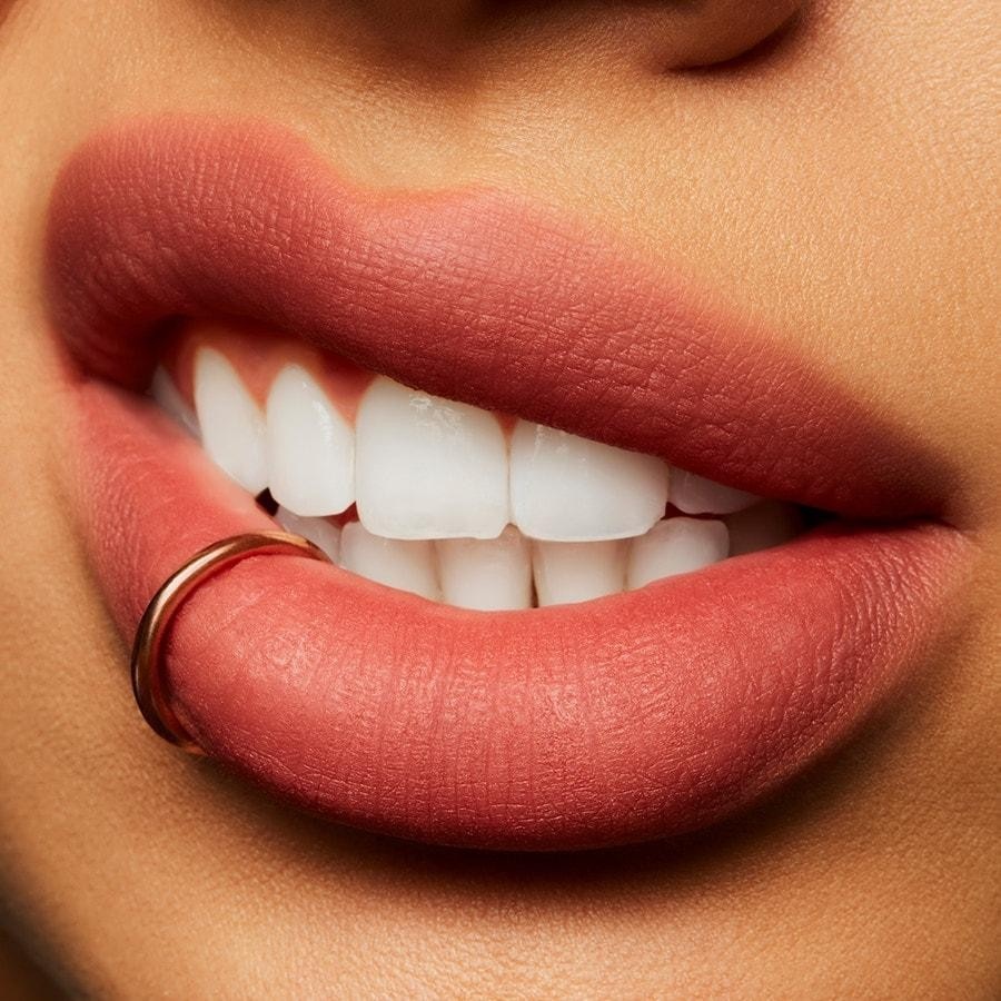 Powder Kiss Liquid Lipcolour