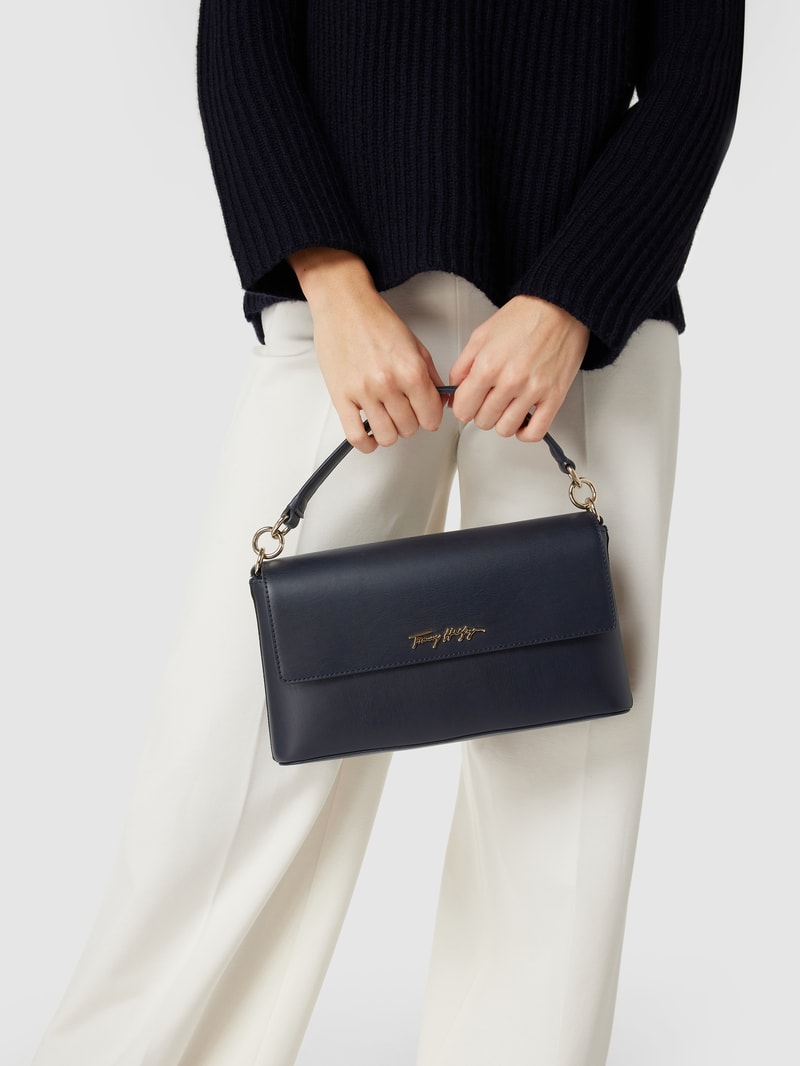 Handtasche in Leder-Optik in marineblau