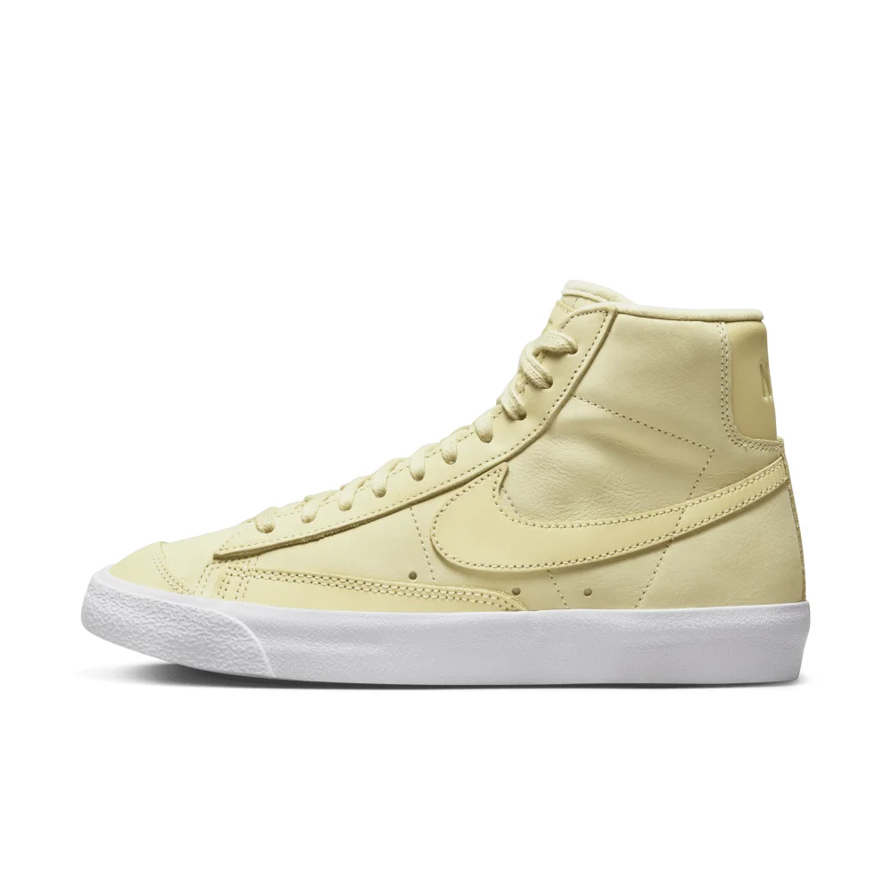 Nike Blazer MID DQ7572-700 / gelb