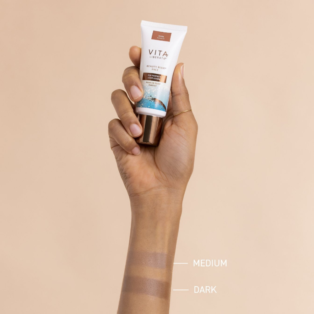 Vita Liberata Vita Liberata Beauty Blur Visage 30ml -Foncée Apprêt maquillage
