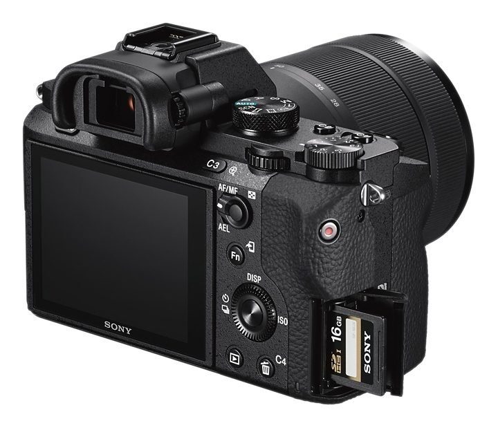 Sony A7 II Systemkamera (SEL-2870, 24,3 MP, NFC, WLAN (Wi-Fi), Gesichtserkennung, HDR-Aufnahme, Makroaufnahme)