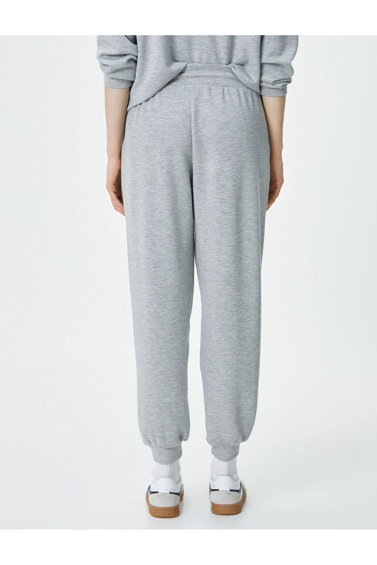 Koton  Jogger Sweatpants aus gerippter Viskose mit Schnürung in der Taille und Taschendetail