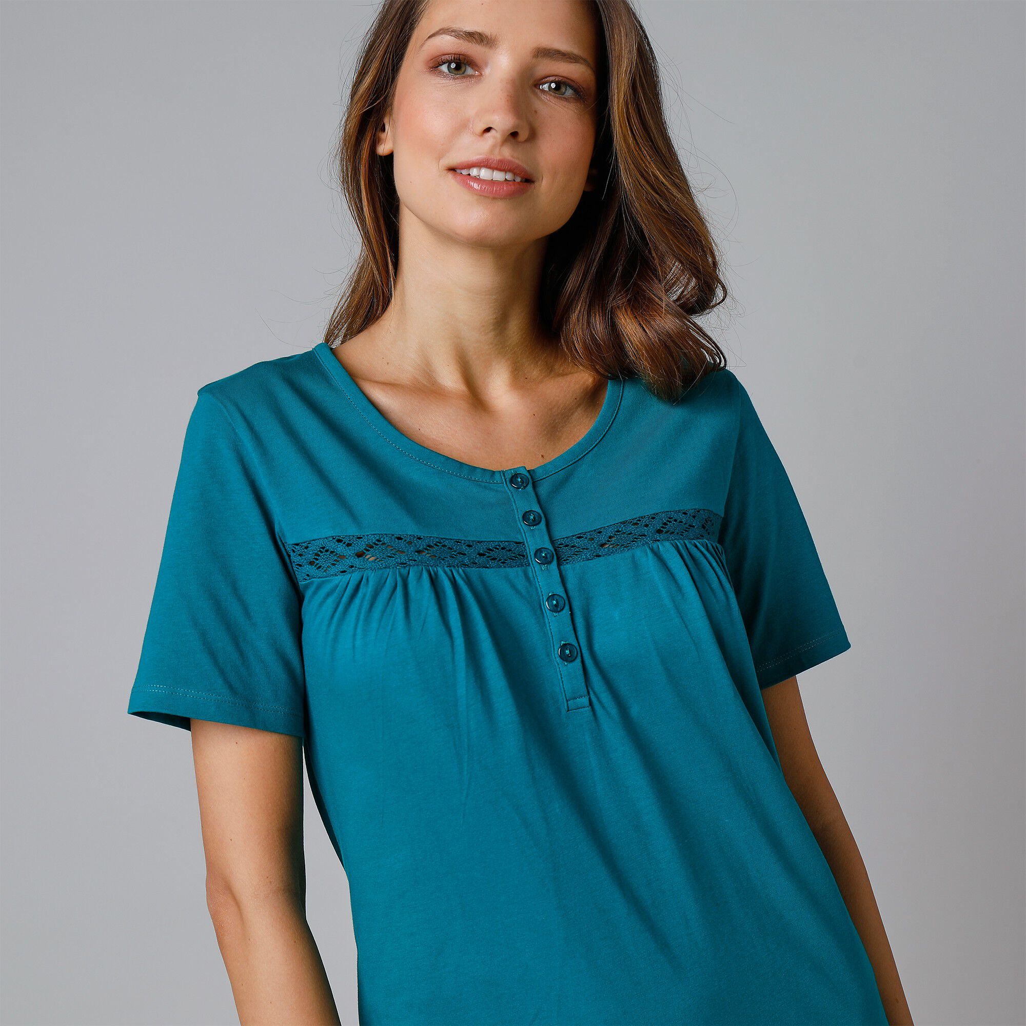 Chemise de nuit longue manches courtes unie