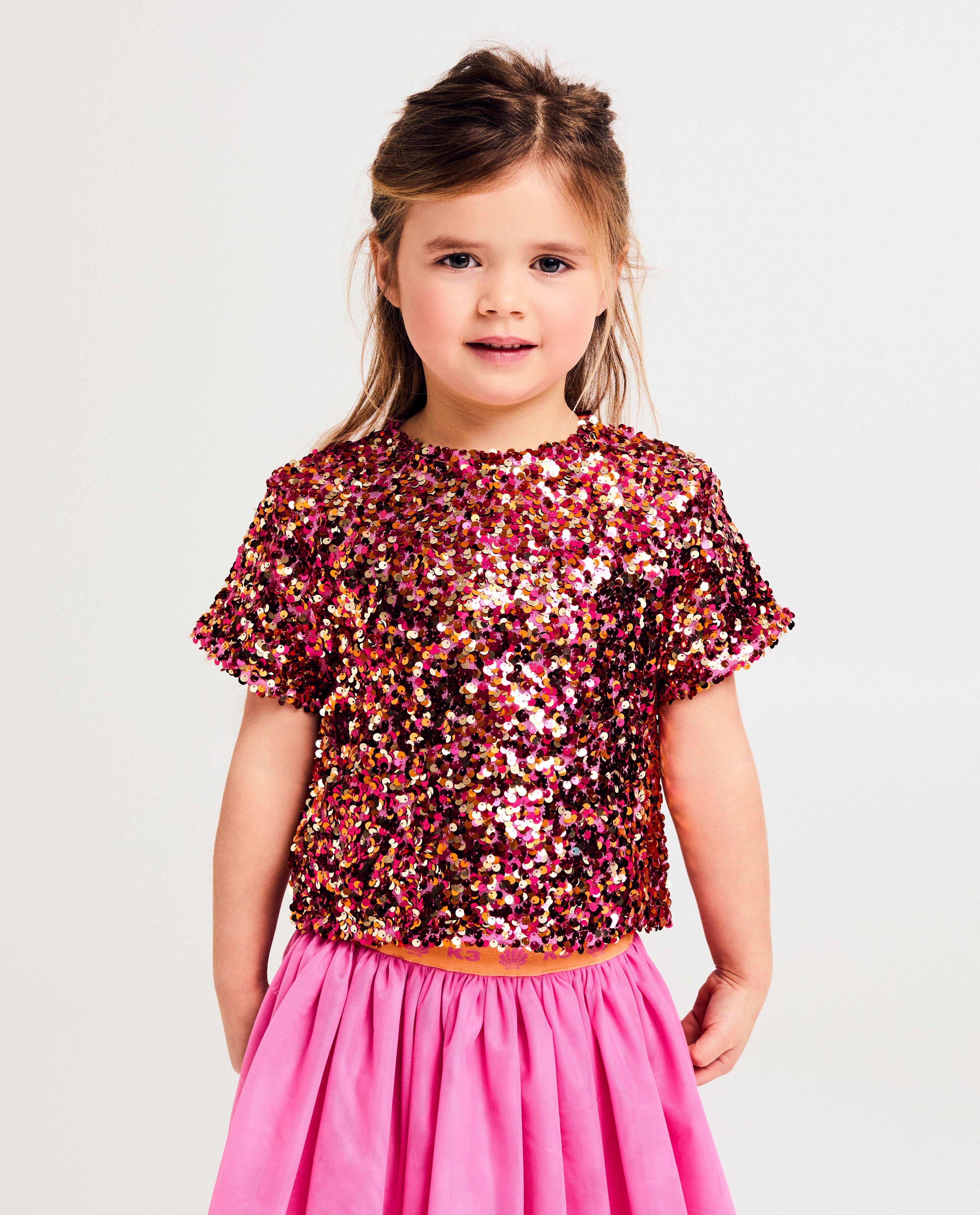 Tricou K3 cu paiete roz deschis