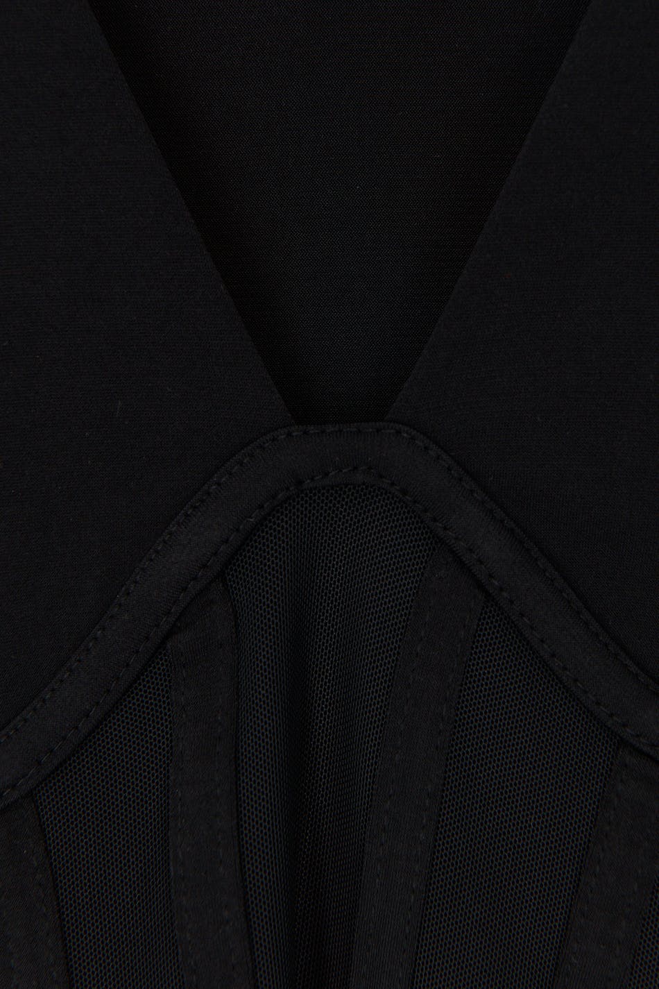 Mesh detail top