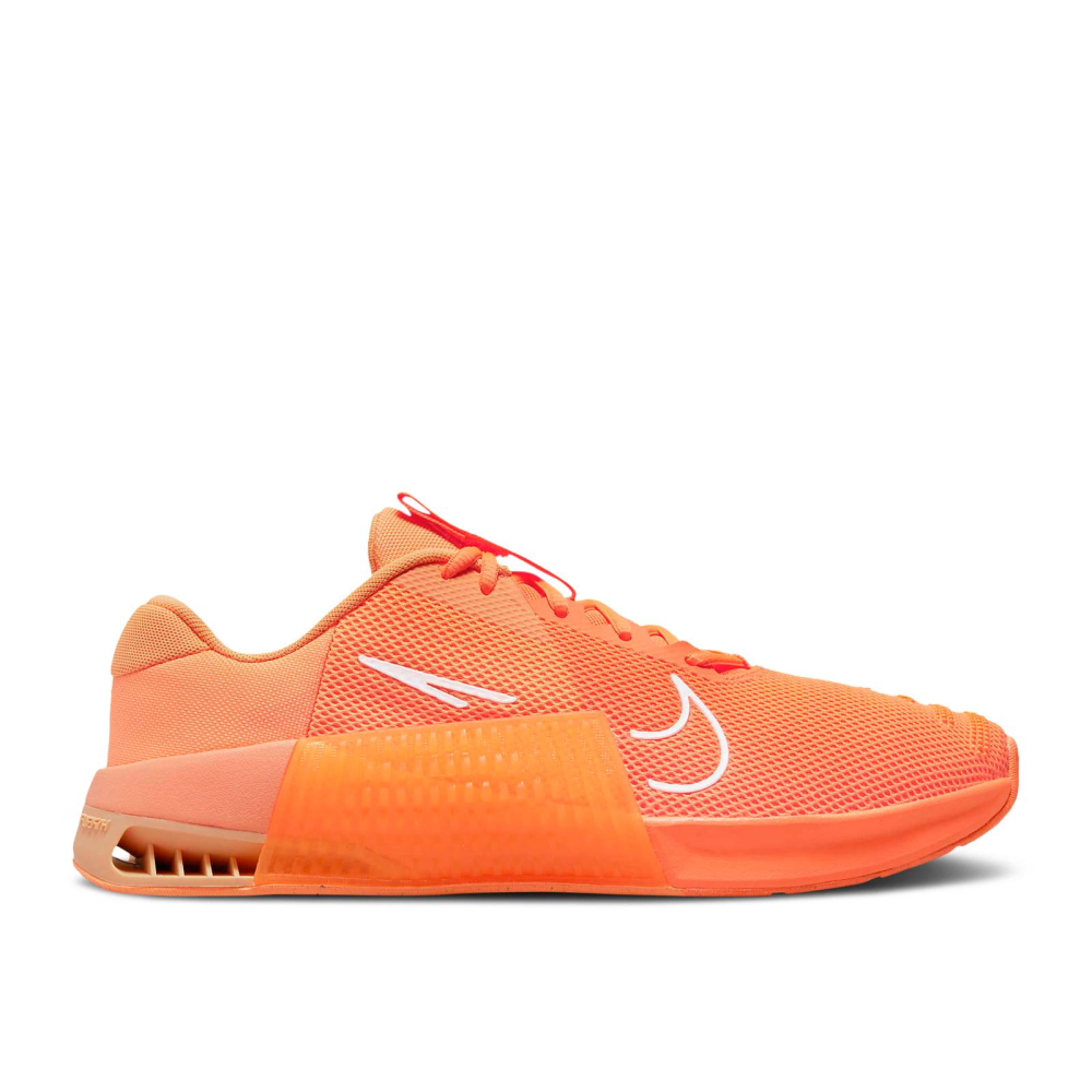 Nike Metcon 9 AMP DZ2616-800 / orange