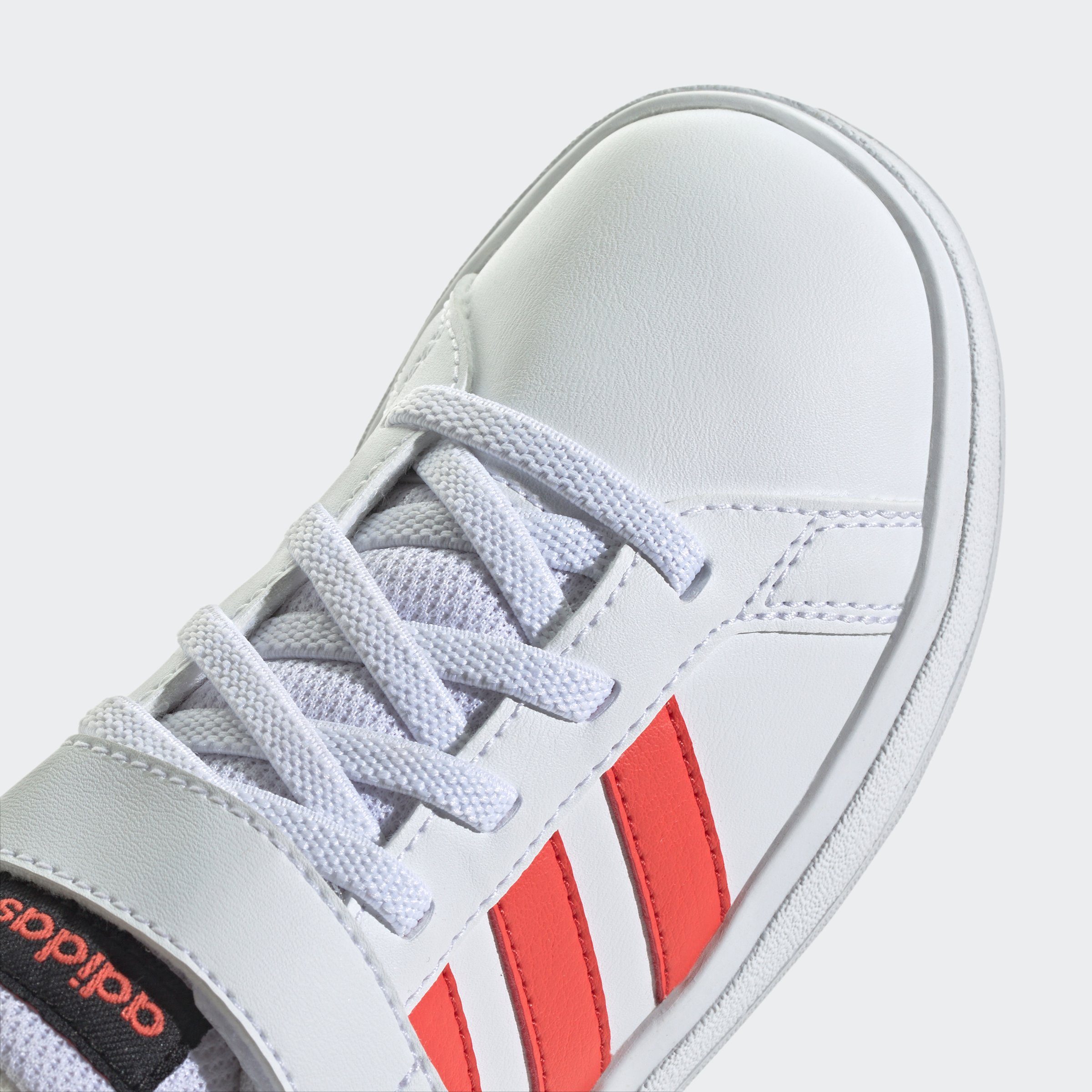 adidas Sportswear GRAND COURT COURT ELASTIC LACE AND TOP STRAP Sneaker Design auf den Spuren des adidas Superstar