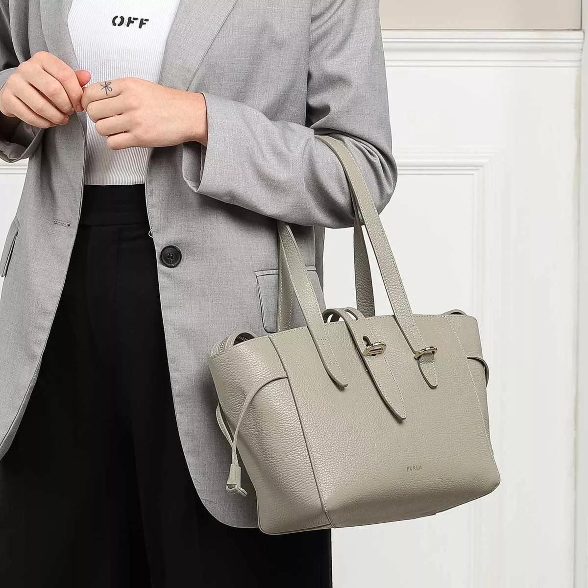 FURLA Handtaschen braun Tote