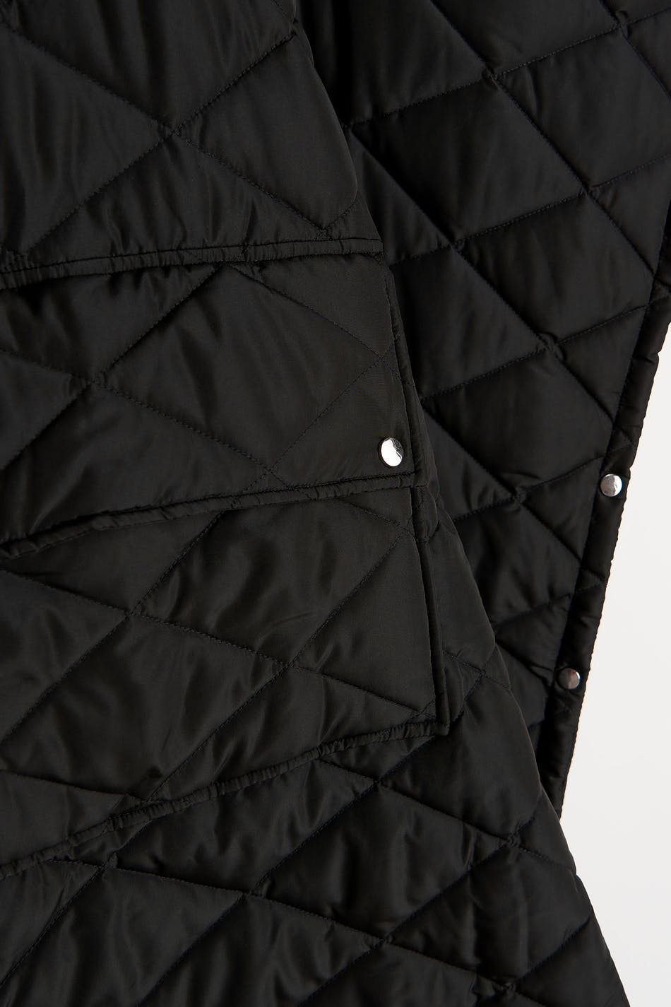 Bea quilted cape